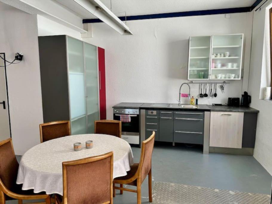 Wohnen In Der Alten Werkstatt Heilbronn Exterior foto
